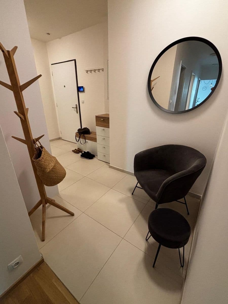 2 bedroom with open-plan kitchen flat to rent, 104 m², Nuselská, Prague, Prague 2 bedroom with open-plan kitchen flat to rent, 104 m², Nuselská, Prague, Prague