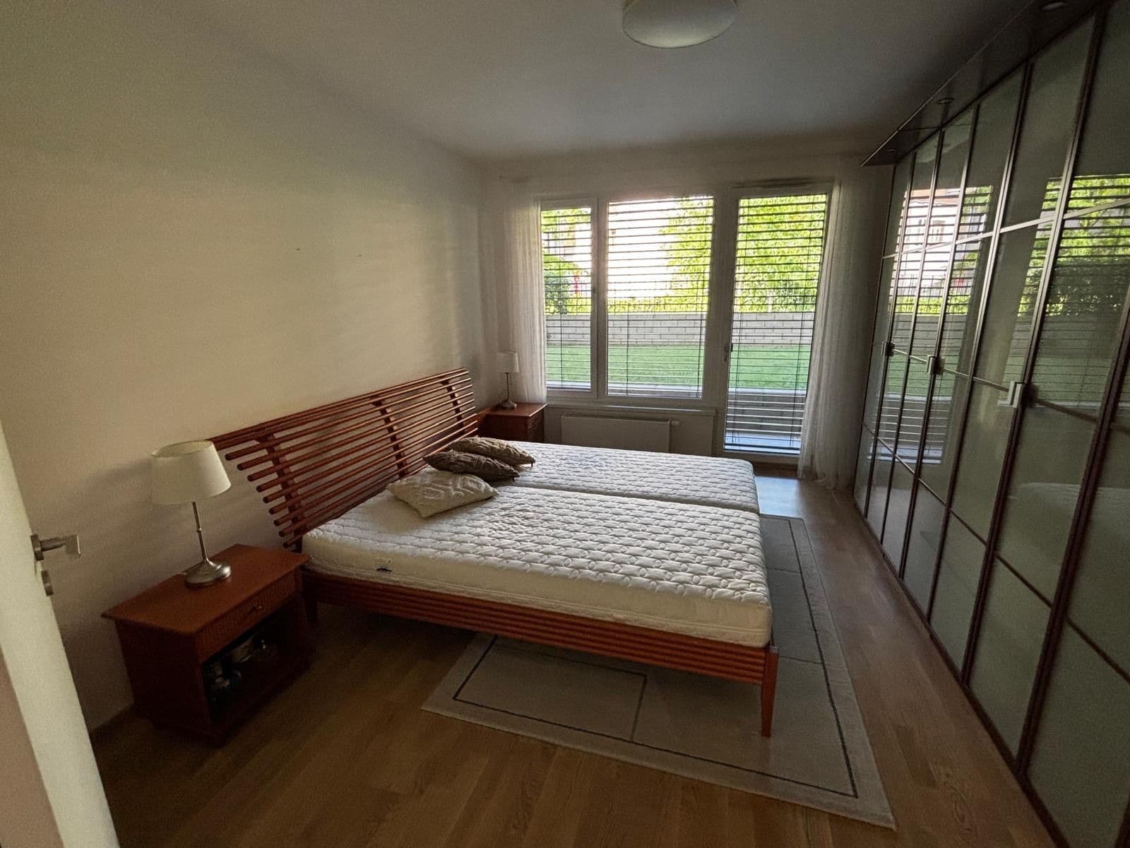 2 bedroom with open-plan kitchen flat to rent, 104 m², Nuselská, Prague, Prague 2 bedroom with open-plan kitchen flat to rent, 104 m², Nuselská, Prague, Prague