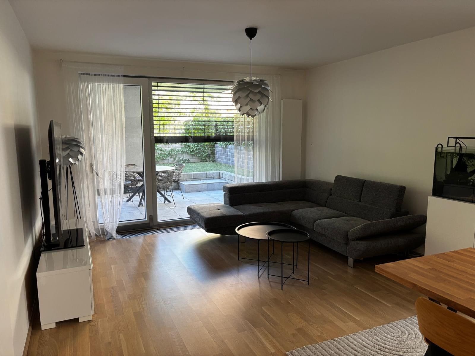 2 bedroom with open-plan kitchen flat to rent, 104 m², Nuselská, Prague, Prague 2 bedroom with open-plan kitchen flat to rent, 104 m², Nuselská, Prague, Prague