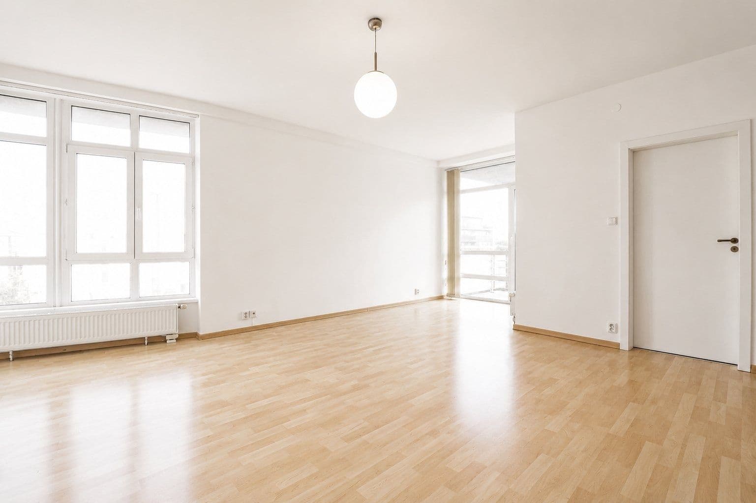 1 bedroom with open-plan kitchen flat to rent, 56 m², Vinohradská, Prague, Prague 1 bedroom with open-plan kitchen flat to rent, 56 m², Vinohradská, Prague, Prague