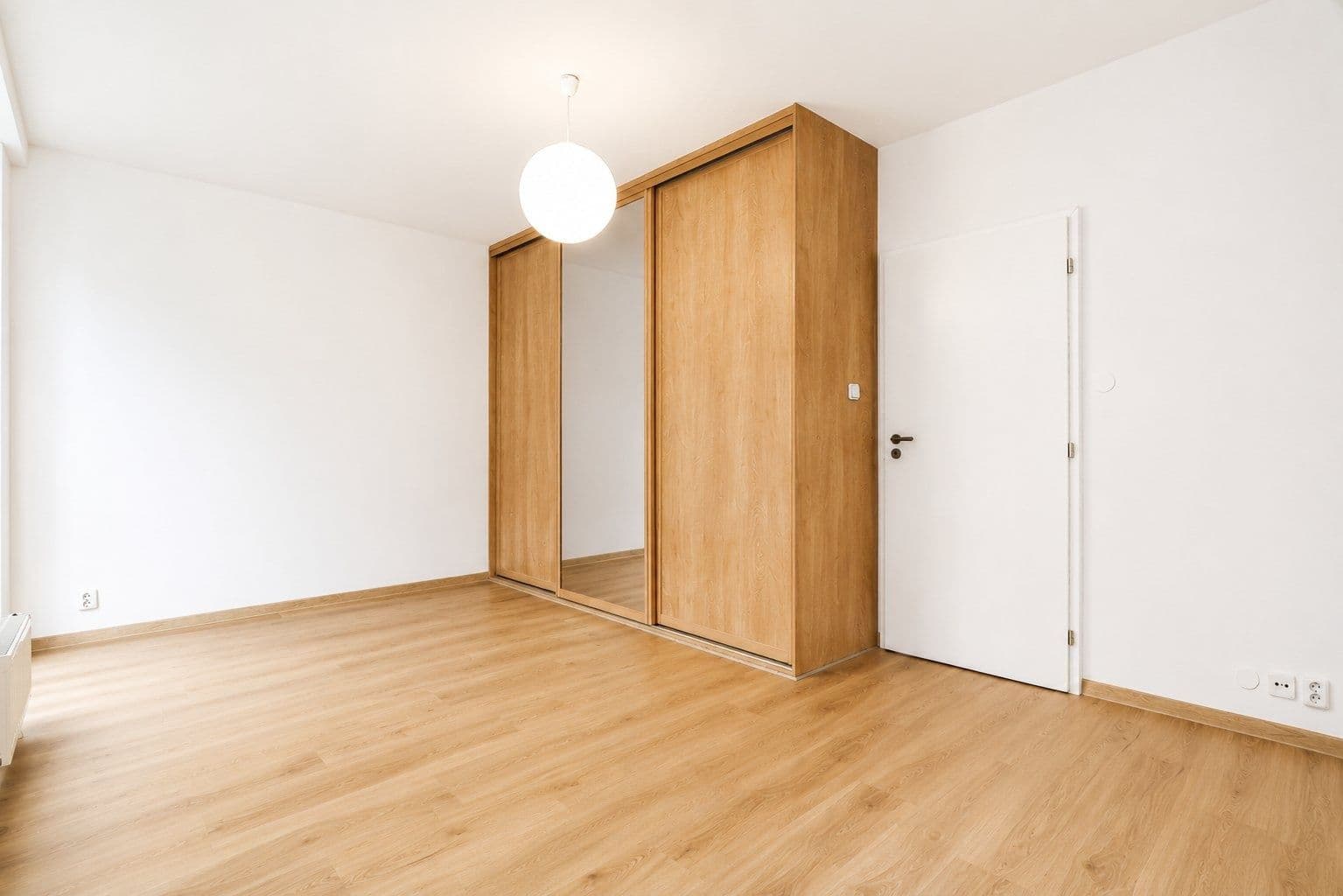 1 bedroom with open-plan kitchen flat to rent, 56 m², Vinohradská, Prague, Prague 1 bedroom with open-plan kitchen flat to rent, 56 m², Vinohradská, Prague, Prague