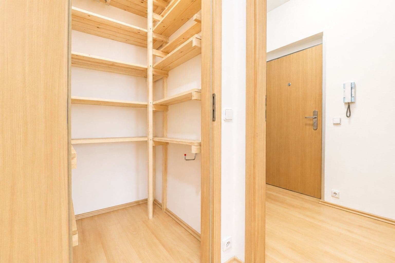 1 bedroom with open-plan kitchen flat to rent, 43 m², Vladycká, Prague, Prague 1 bedroom with open-plan kitchen flat to rent, 43 m², Vladycká, Prague, Prague