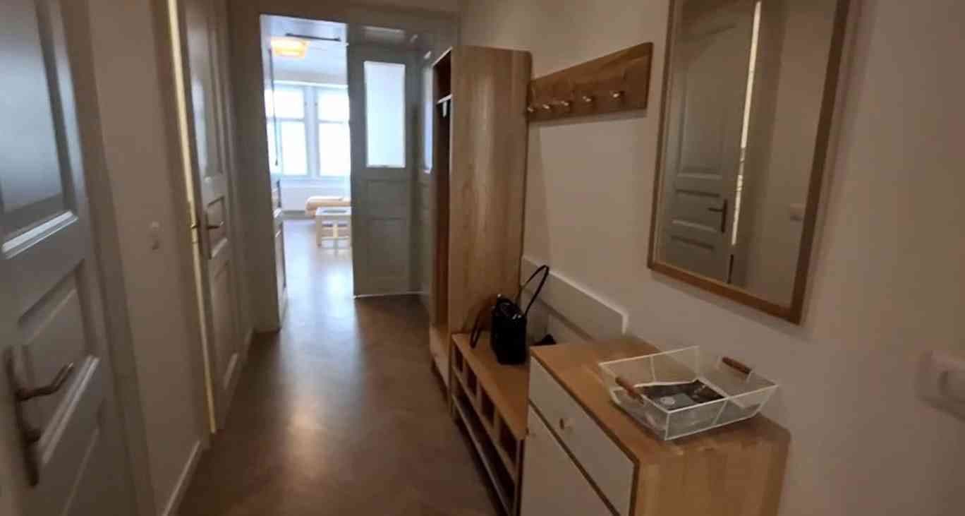 1 bedroom with open-plan kitchen flat to rent, 84 m², Valentinská, Prague, Prague 1 bedroom with open-plan kitchen flat to rent, 84 m², Valentinská, Prague, Prague