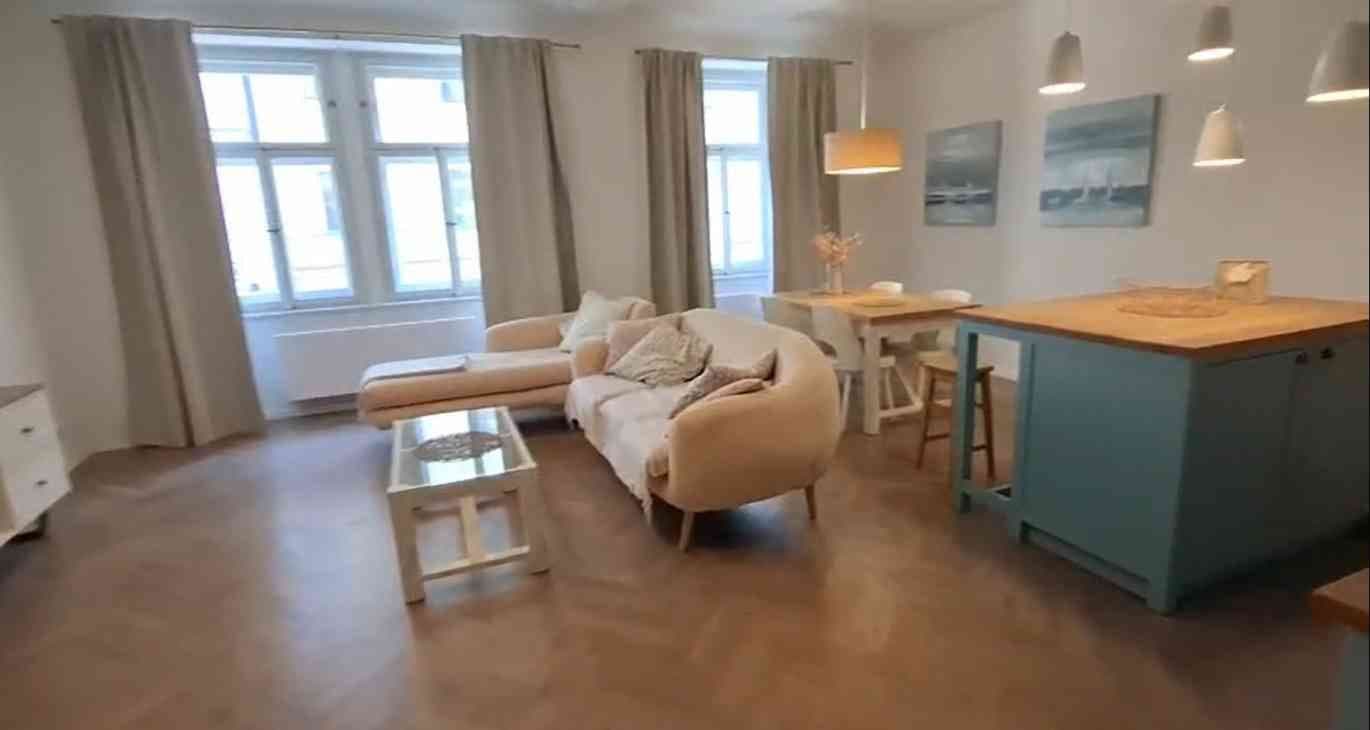 1 bedroom with open-plan kitchen flat to rent, 84 m², Valentinská, Prague, Prague 1 bedroom with open-plan kitchen flat to rent, 84 m², Valentinská, Prague, Prague