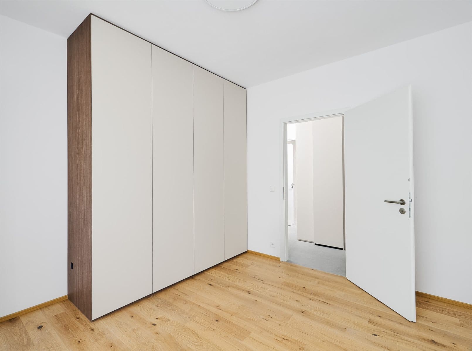 1 bedroom with open-plan kitchen flat to rent, 50 m², Pod Drinopolem, Prague, Prague 1 bedroom with open-plan kitchen flat to rent, 50 m², Pod Drinopolem, Prague, Prague