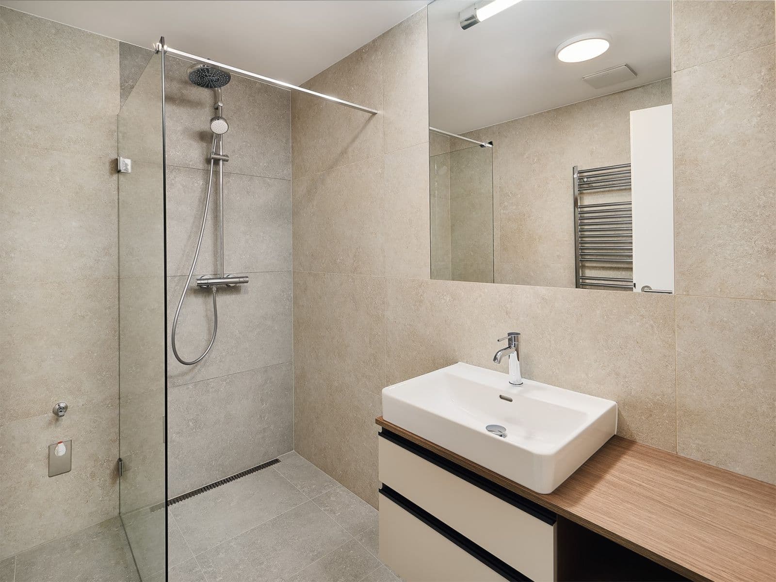 1 bedroom with open-plan kitchen flat to rent, 50 m², Pod Drinopolem, Prague, Prague 1 bedroom with open-plan kitchen flat to rent, 50 m², Pod Drinopolem, Prague, Prague