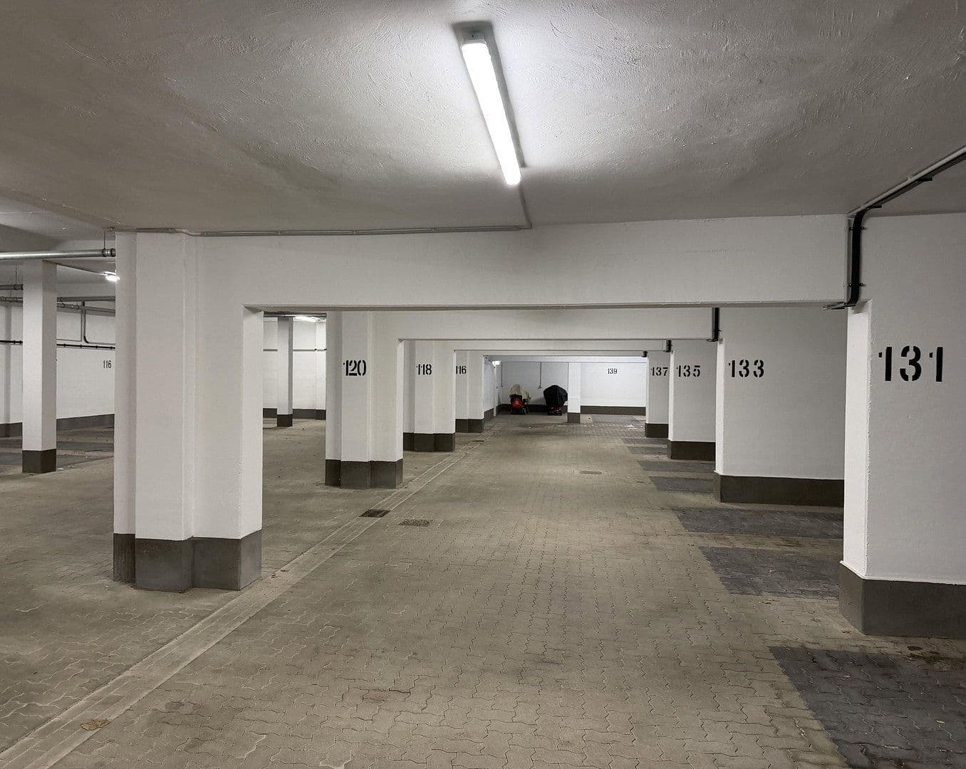 garage to rent, 0 m², Rendsburger Str. 11-15, Eckernförde, Schleswig-Holstein garage to rent, 0 m², Rendsburger Str. 11-15, Eckernförde, Schleswig-Holstein