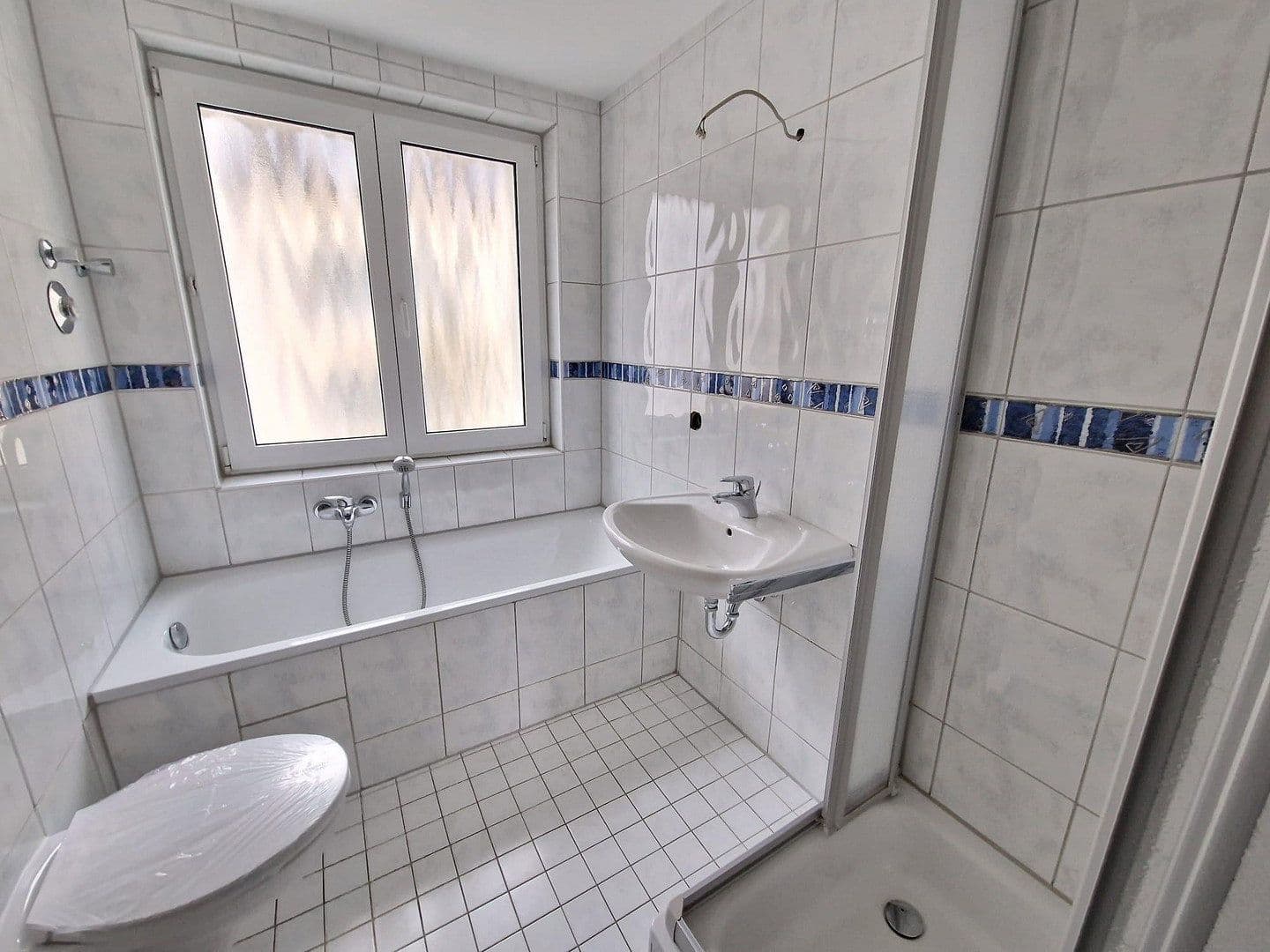 2 bedroom with open-plan kitchen flat to rent, 93 m², Moltkestraße 3, Hattingen, North Rhine-Westphalia 2 bedroom with open-plan kitchen flat to rent, 93 m², Moltkestraße 3, Hattingen, North Rhine-Westphalia