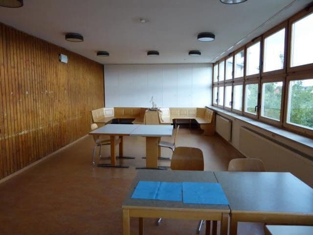 flat to rent, 1,600 m², Kornblumenweg 1, Ihrlerstein, Bavaria flat to rent, 1,600 m², Kornblumenweg 1, Ihrlerstein, Bavaria