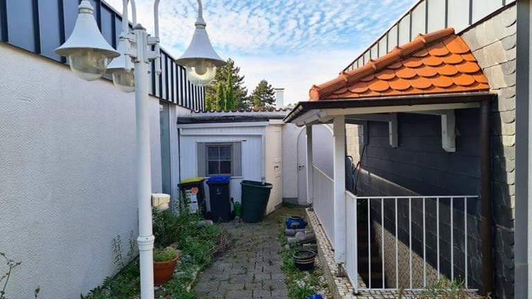 house for sale, 130 m², Köln - Rodenkirchen, North Rhine-Westphalia house for sale, 130 m², Köln - Rodenkirchen, North Rhine-Westphalia