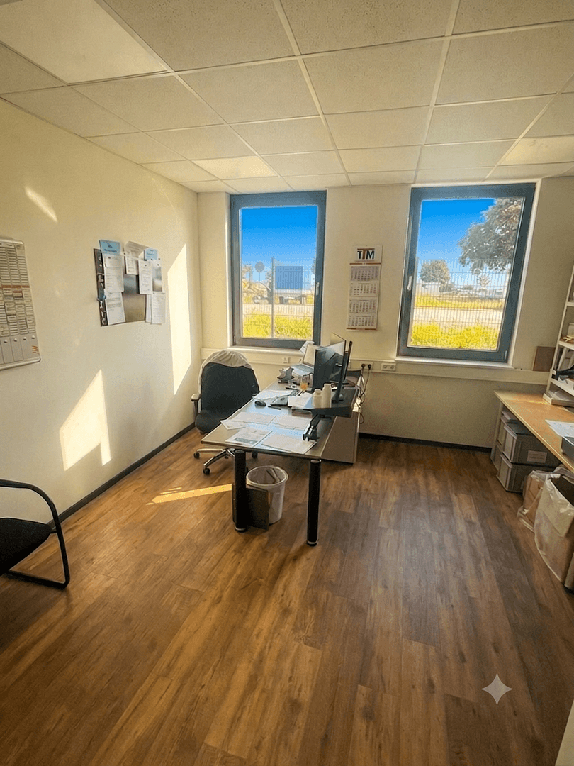 office to rent, 140 m², Am Leimenweg 21, Maikammer, Rhineland-Palatinate office to rent, 140 m², Am Leimenweg 21, Maikammer, Rhineland-Palatinate