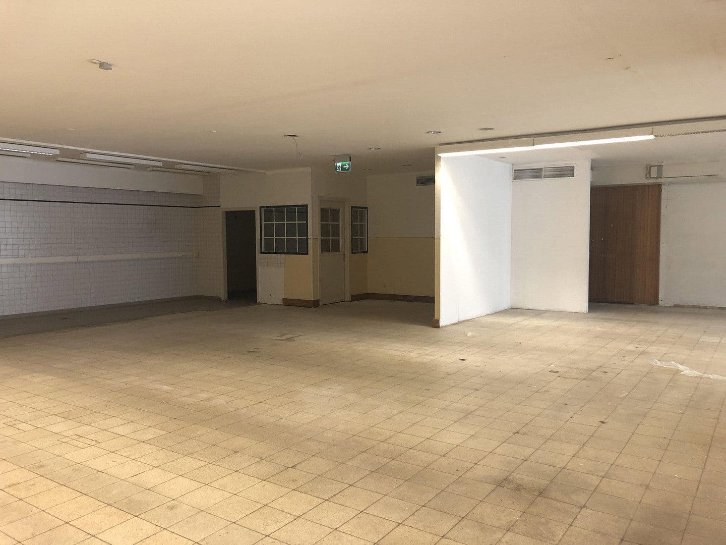 non-residential property to rent, 1,050 m², Ostlandstraße 2-10, Rendsburg, Schleswig-Holstein non-residential property to rent, 1,050 m², Ostlandstraße 2-10, Rendsburg, Schleswig-Holstein