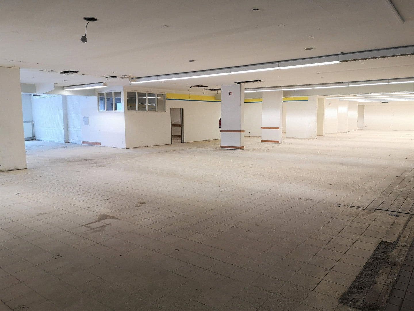 non-residential property to rent, 1,050 m², Ostlandstraße 2-10, Rendsburg, Schleswig-Holstein non-residential property to rent, 1,050 m², Ostlandstraße 2-10, Rendsburg, Schleswig-Holstein