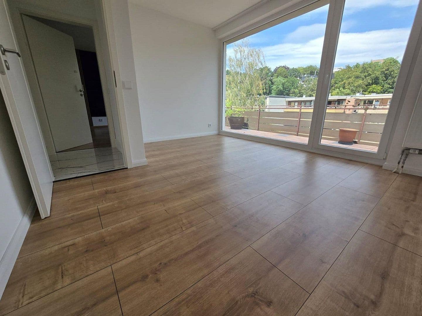 3 bedroom flat to rent, 93 m², Düsseldorf, North Rhine-Westphalia 3 bedroom flat to rent, 93 m², Düsseldorf, North Rhine-Westphalia