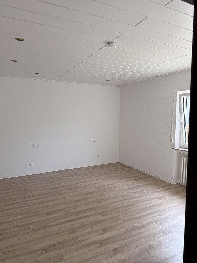 4 bedroom flat to rent, 104 m², Fronhausen, Hesse 4 bedroom flat to rent, 104 m², Fronhausen, Hesse