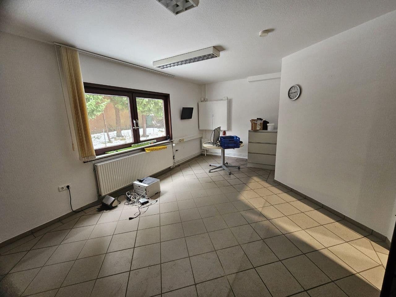 non-residential property to rent, 4,000 m², Tostedt, Lower Saxony non-residential property to rent, 4,000 m², Tostedt, Lower Saxony