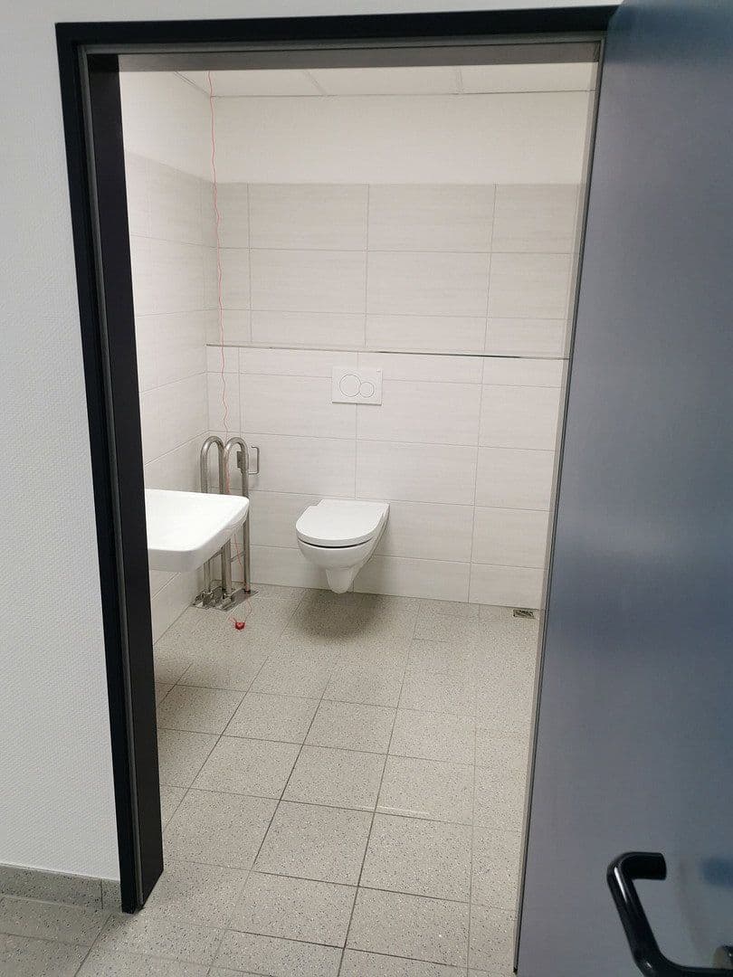 office to rent, 248 m², Oldenburger Straße 25, Delmenhorst, Lower Saxony office to rent, 248 m², Oldenburger Straße 25, Delmenhorst, Lower Saxony