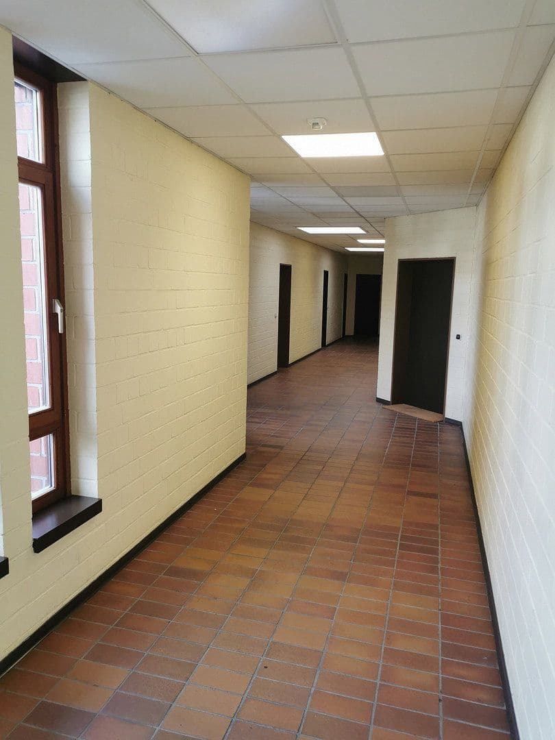 office to rent, 248 m², Oldenburger Straße 25, Delmenhorst, Lower Saxony office to rent, 248 m², Oldenburger Straße 25, Delmenhorst, Lower Saxony