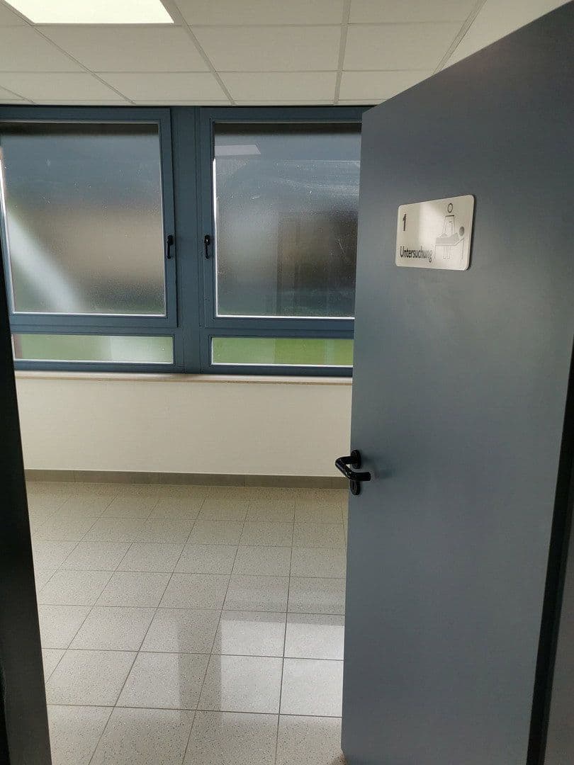 office to rent, 248 m², Oldenburger Straße 25, Delmenhorst, Lower Saxony office to rent, 248 m², Oldenburger Straße 25, Delmenhorst, Lower Saxony