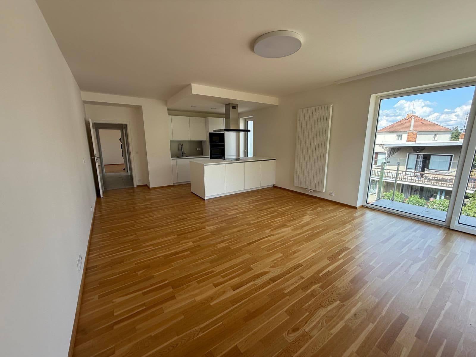 2 bedroom with open-plan kitchen flat to rent, 105 m², Herdovská, Prague, Prague 2 bedroom with open-plan kitchen flat to rent, 105 m², Herdovská, Prague, Prague