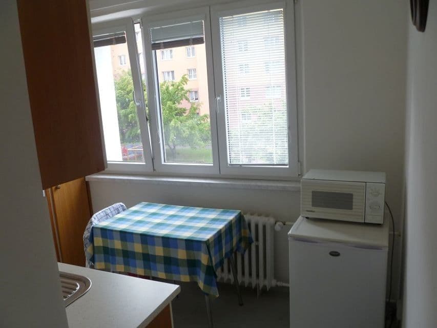 2 bedroom flat to rent, 52 m², Kapraďová, Prague, Prague 2 bedroom flat to rent, 52 m², Kapraďová, Prague, Prague