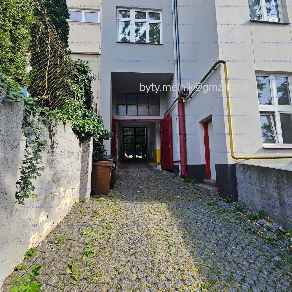 garage to rent, 14 m², Parléřova, Prague, Prague garage to rent, 14 m², Parléřova, Prague, Prague
