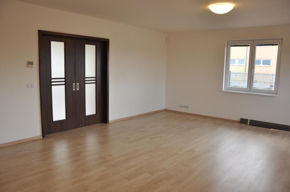 house to rent, 190 m², U Váhy, Šestajovice, Středočeský Region house to rent, 190 m², U Váhy, Šestajovice, Středočeský Region
