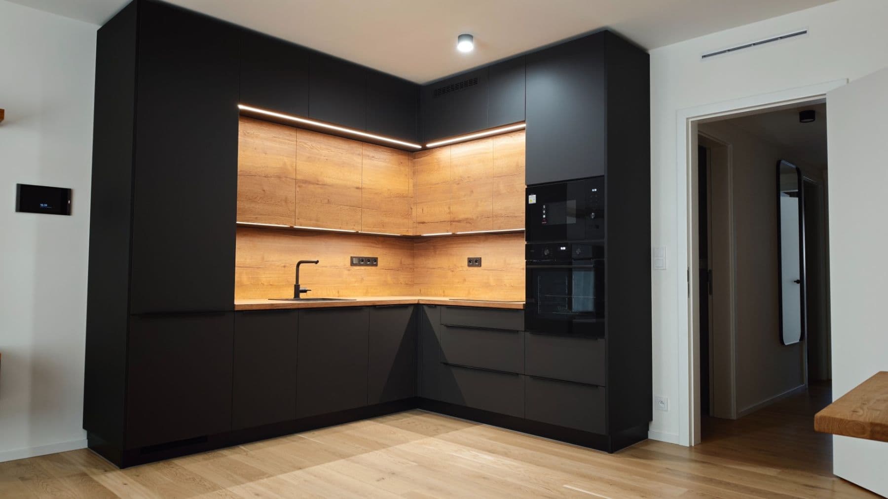 1 bedroom with open-plan kitchen flat to rent, 60 m², Hábova, Prague, Prague 1 bedroom with open-plan kitchen flat to rent, 60 m², Hábova, Prague, Prague