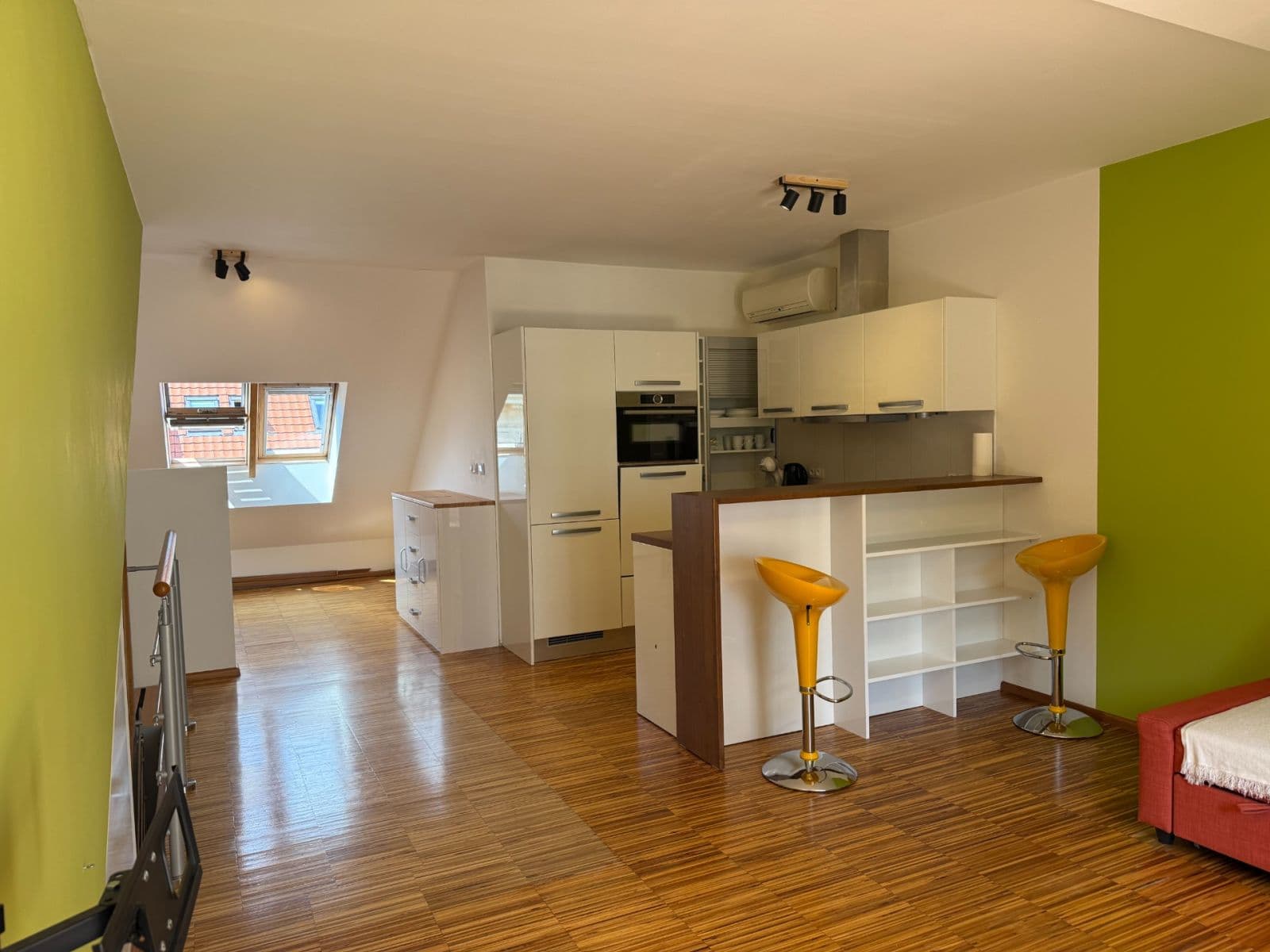 1 bedroom with open-plan kitchen flat to rent, 62 m², Bořivojova, Prague, Prague 1 bedroom with open-plan kitchen flat to rent, 62 m², Bořivojova, Prague, Prague