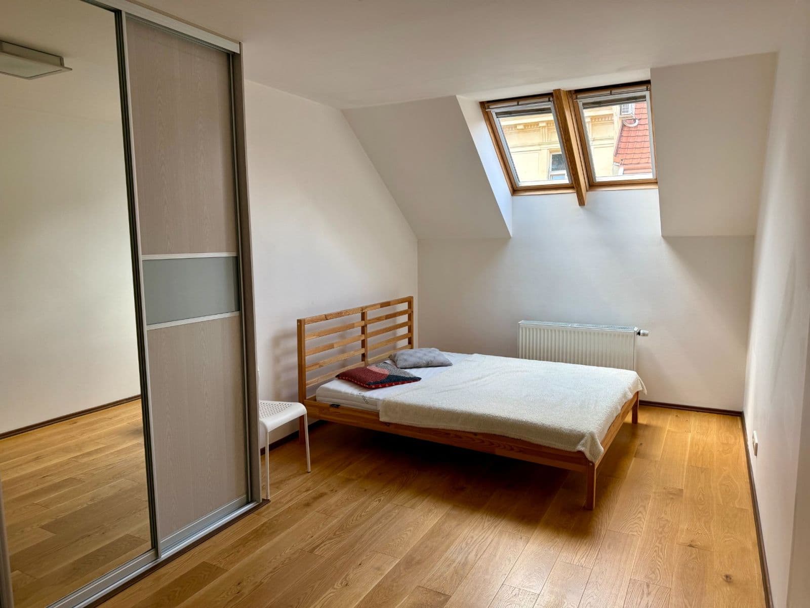 1 bedroom with open-plan kitchen flat to rent, 62 m², Bořivojova, Prague, Prague 1 bedroom with open-plan kitchen flat to rent, 62 m², Bořivojova, Prague, Prague