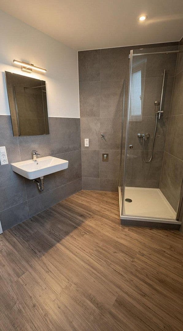 4 bedroom flat to rent, 120 m², Dellstr.1A, Duisburg, North Rhine-Westphalia 4 bedroom flat to rent, 120 m², Dellstr.1A, Duisburg, North Rhine-Westphalia