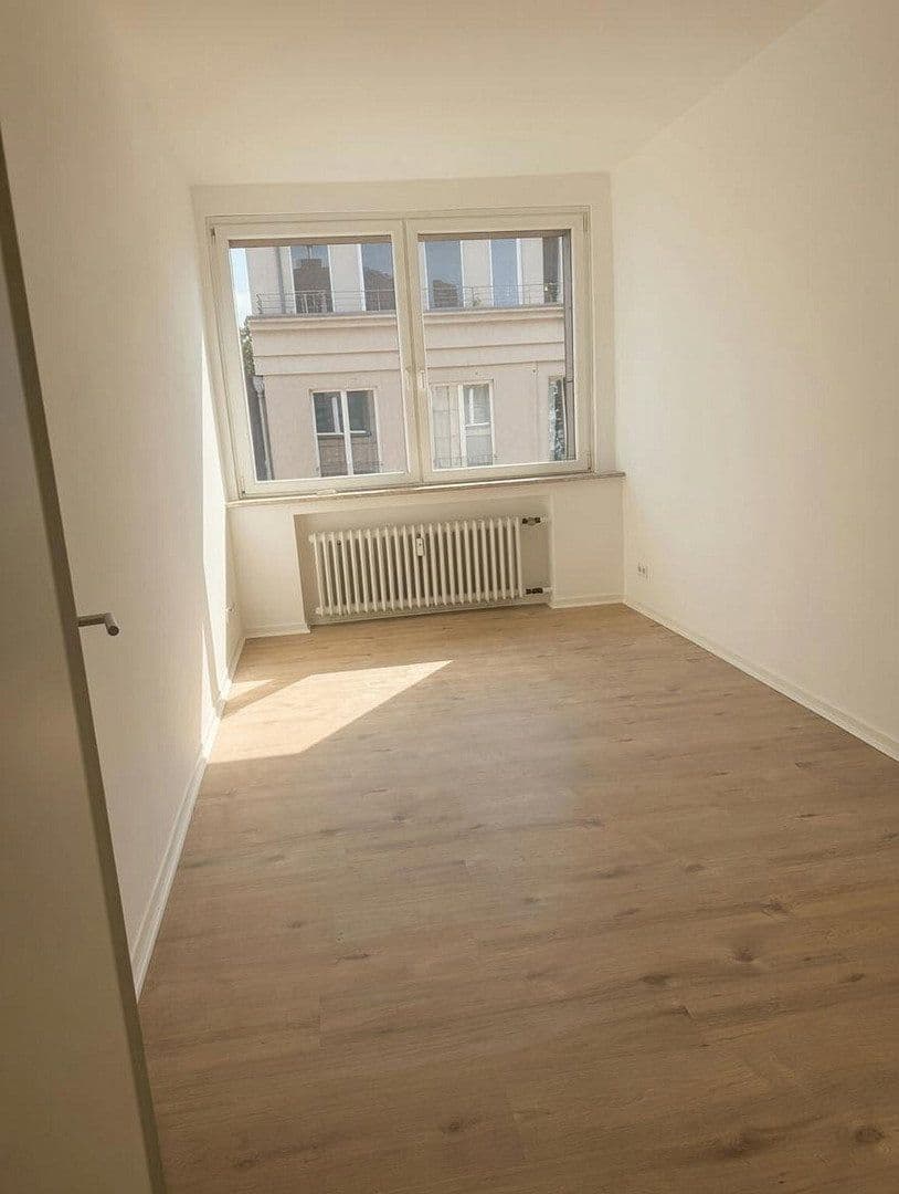 4 bedroom flat to rent, 120 m², Dellstr.1A, Duisburg, North Rhine-Westphalia 4 bedroom flat to rent, 120 m², Dellstr.1A, Duisburg, North Rhine-Westphalia