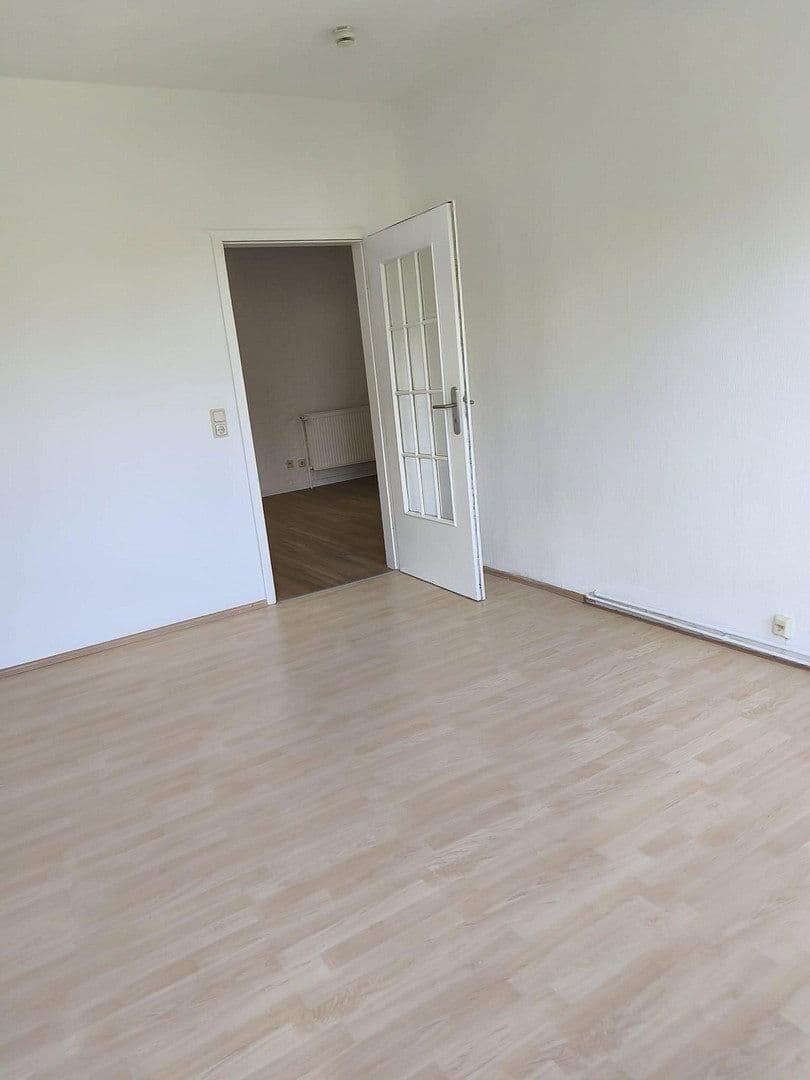 4 bedroom flat to rent, 98 m², Henschelstrasse 3, Wilhelmshaven, Lower Saxony 4 bedroom flat to rent, 98 m², Henschelstrasse 3, Wilhelmshaven, Lower Saxony