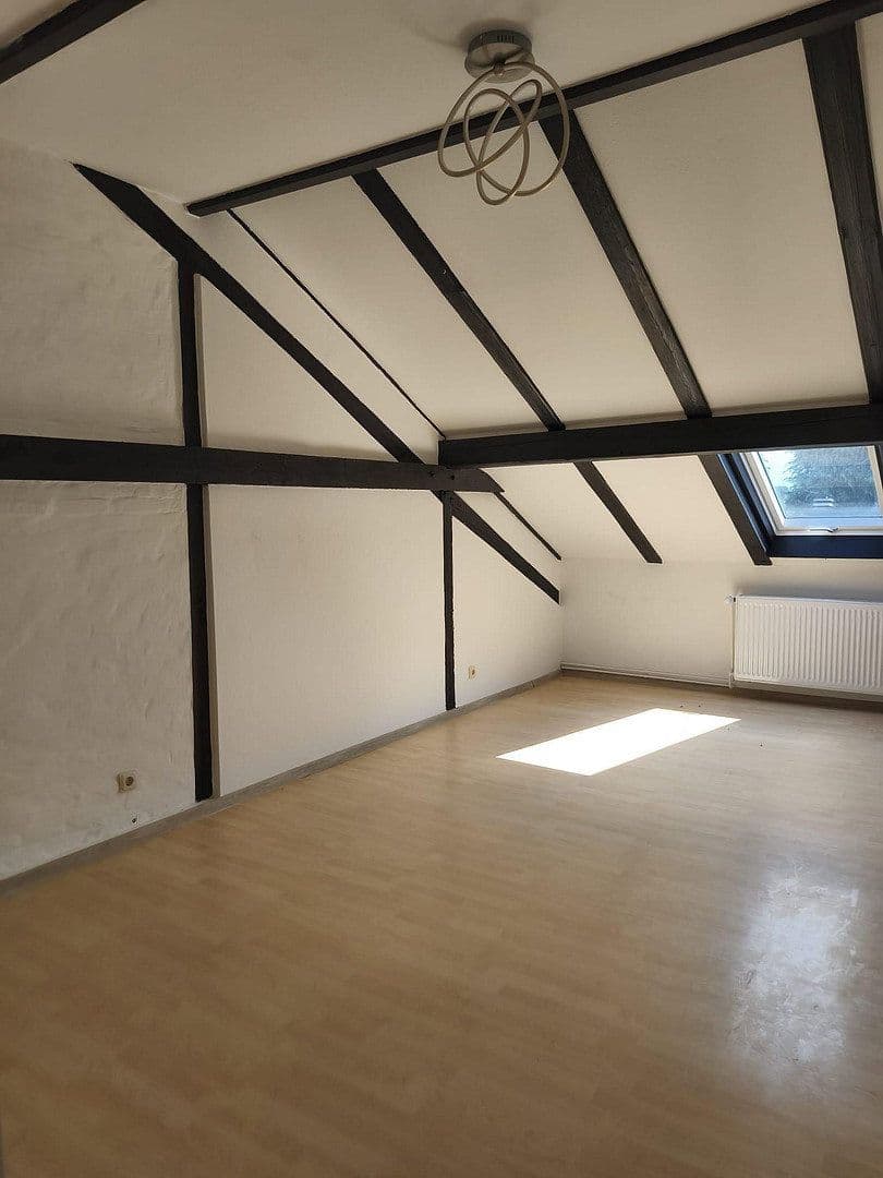 4 bedroom flat to rent, 98 m², Henschelstrasse 3, Wilhelmshaven, Lower Saxony 4 bedroom flat to rent, 98 m², Henschelstrasse 3, Wilhelmshaven, Lower Saxony