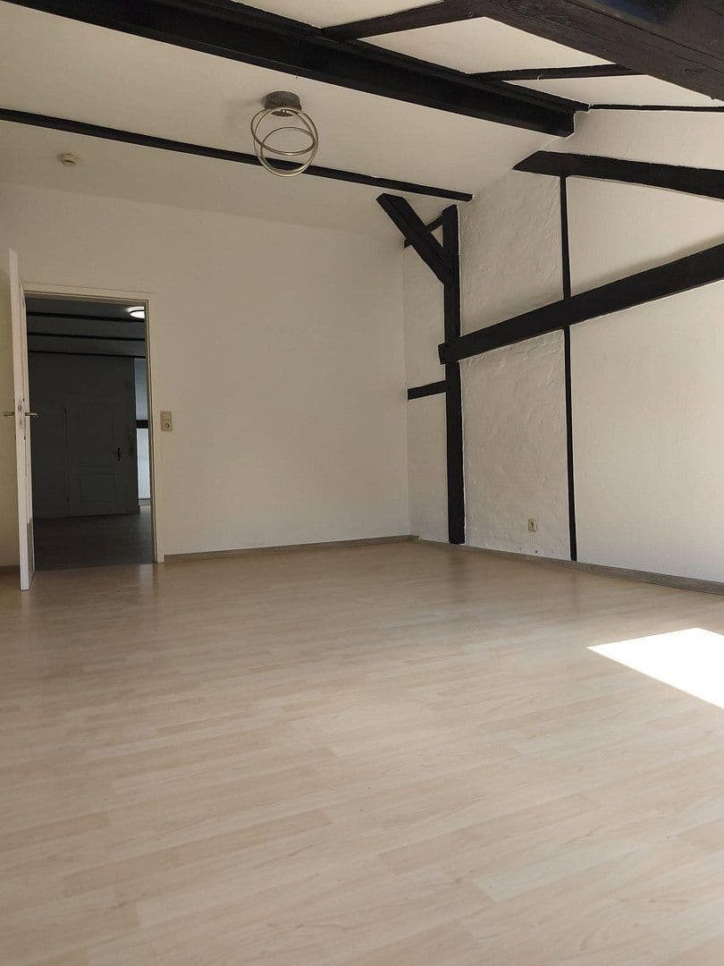 4 bedroom flat to rent, 98 m², Henschelstrasse 3, Wilhelmshaven, Lower Saxony 4 bedroom flat to rent, 98 m², Henschelstrasse 3, Wilhelmshaven, Lower Saxony