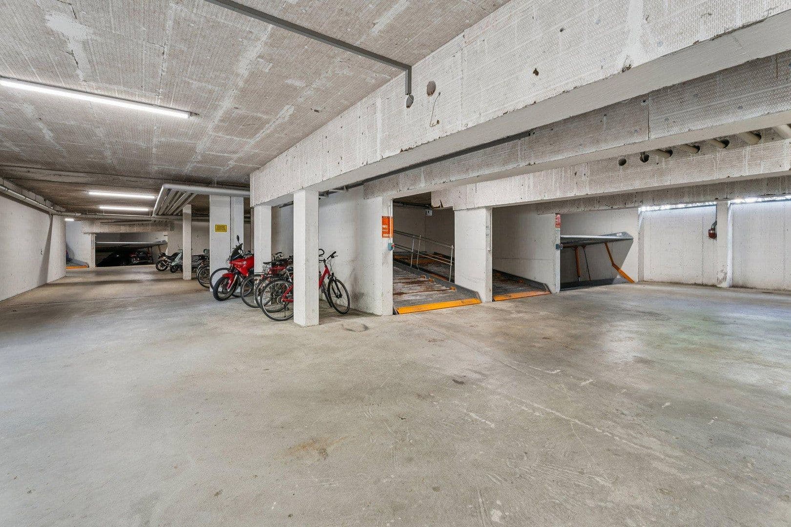 garage to rent, 0 m², Bücklestrasse 86, Konstanz, Baden-Württemberg garage to rent, 0 m², Bücklestrasse 86, Konstanz, Baden-Württemberg