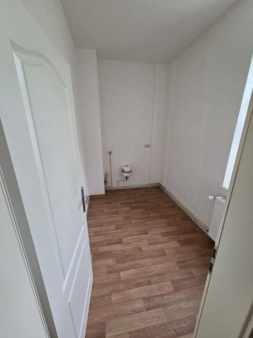 2 bedroom with open-plan kitchen flat to rent, 112 m², Zeitz, Saxony-Anhalt 2 bedroom with open-plan kitchen flat to rent, 112 m², Zeitz, Saxony-Anhalt