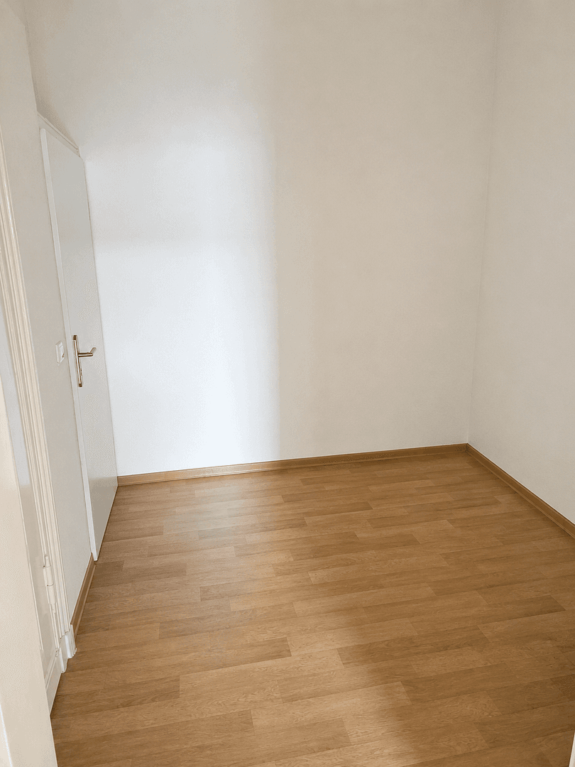 2 bedroom with open-plan kitchen flat to rent, 112 m², Zeitz, Saxony-Anhalt 2 bedroom with open-plan kitchen flat to rent, 112 m², Zeitz, Saxony-Anhalt