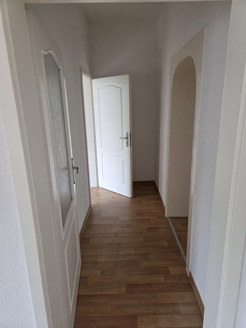 2 bedroom with open-plan kitchen flat to rent, 112 m², Zeitz, Saxony-Anhalt 2 bedroom with open-plan kitchen flat to rent, 112 m², Zeitz, Saxony-Anhalt