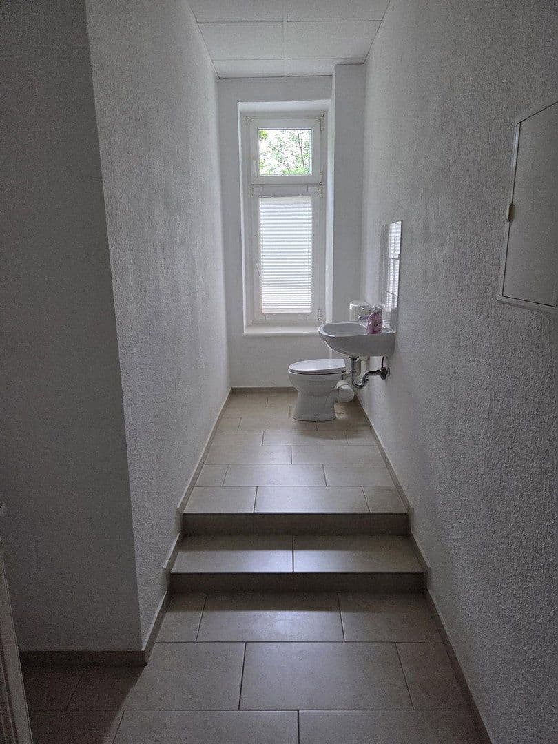 2 bedroom with open-plan kitchen flat to rent, 112 m², Zeitz, Saxony-Anhalt 2 bedroom with open-plan kitchen flat to rent, 112 m², Zeitz, Saxony-Anhalt