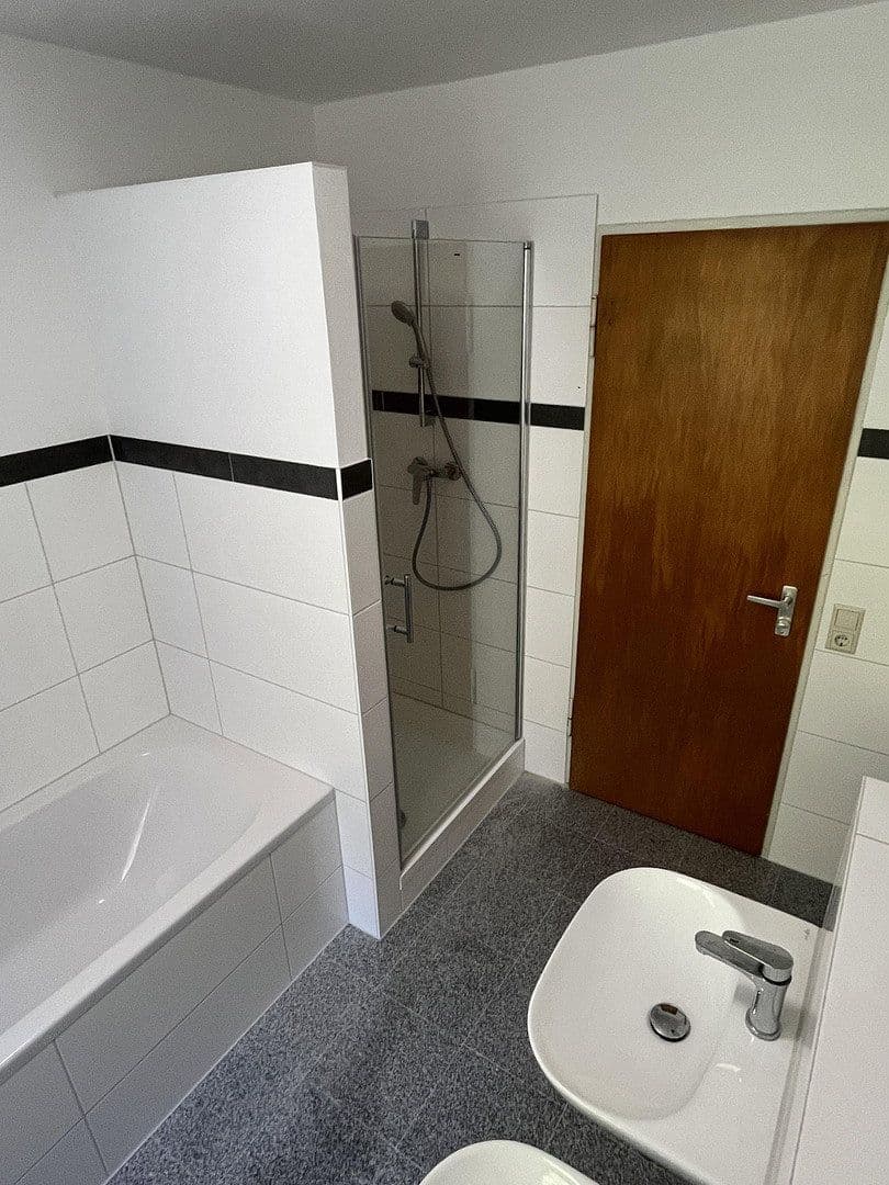 4 bedroom flat to rent, 125 m², Nürtingen, Baden-Württemberg 4 bedroom flat to rent, 125 m², Nürtingen, Baden-Württemberg