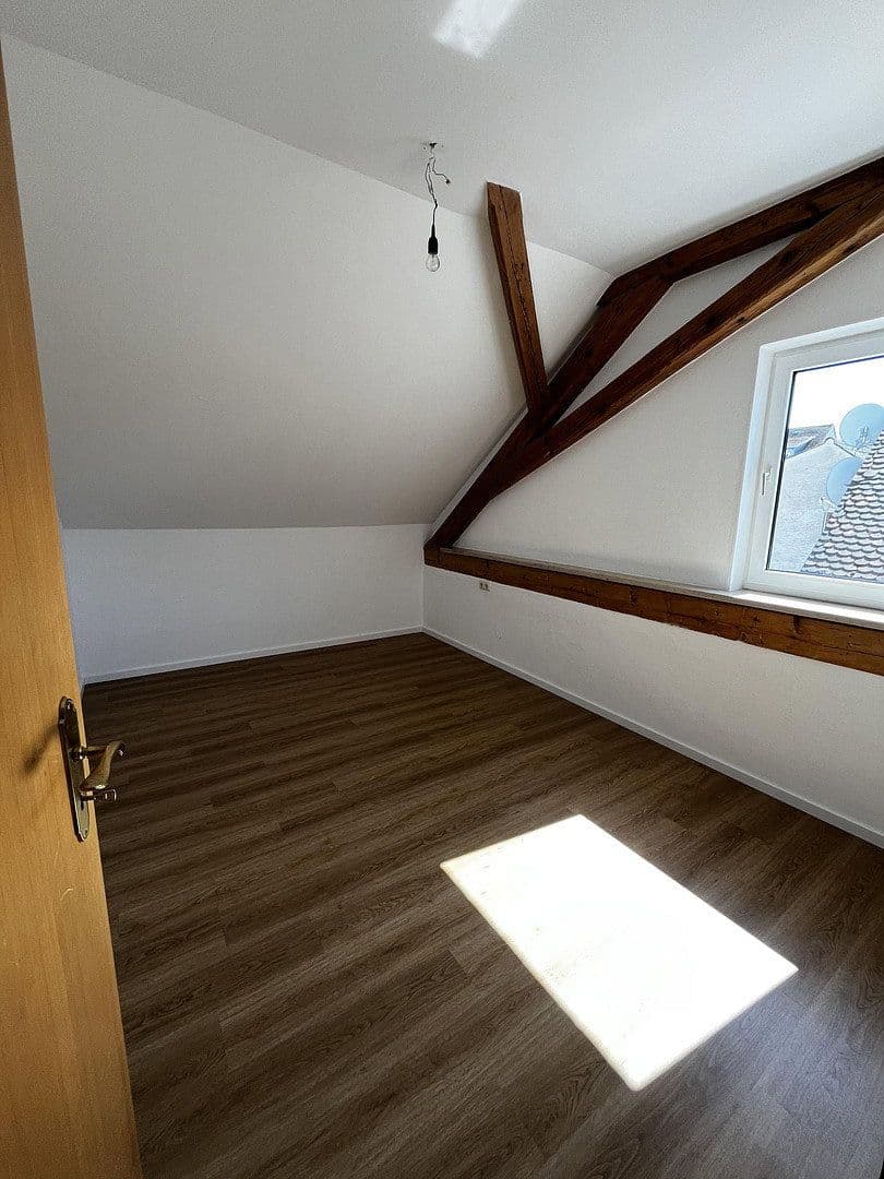 4 bedroom flat to rent, 115 m², Kelheim, Bavaria 4 bedroom flat to rent, 115 m², Kelheim, Bavaria