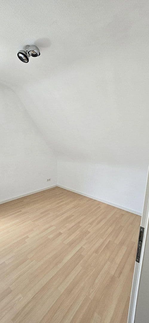 3 bedroom flat to rent, 52 m², Stuttgart, Baden-Württemberg 3 bedroom flat to rent, 52 m², Stuttgart, Baden-Württemberg
