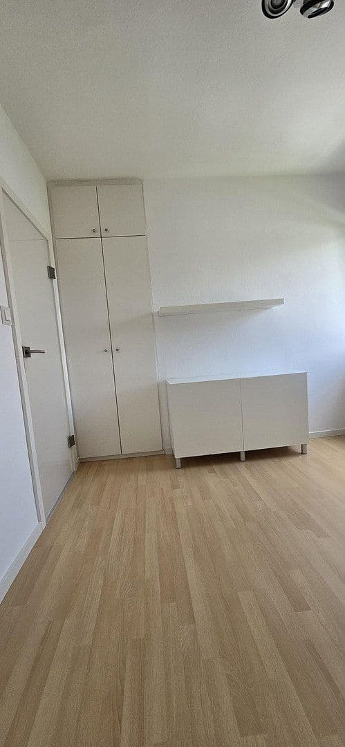 3 bedroom flat to rent, 52 m², Stuttgart, Baden-Württemberg 3 bedroom flat to rent, 52 m², Stuttgart, Baden-Württemberg