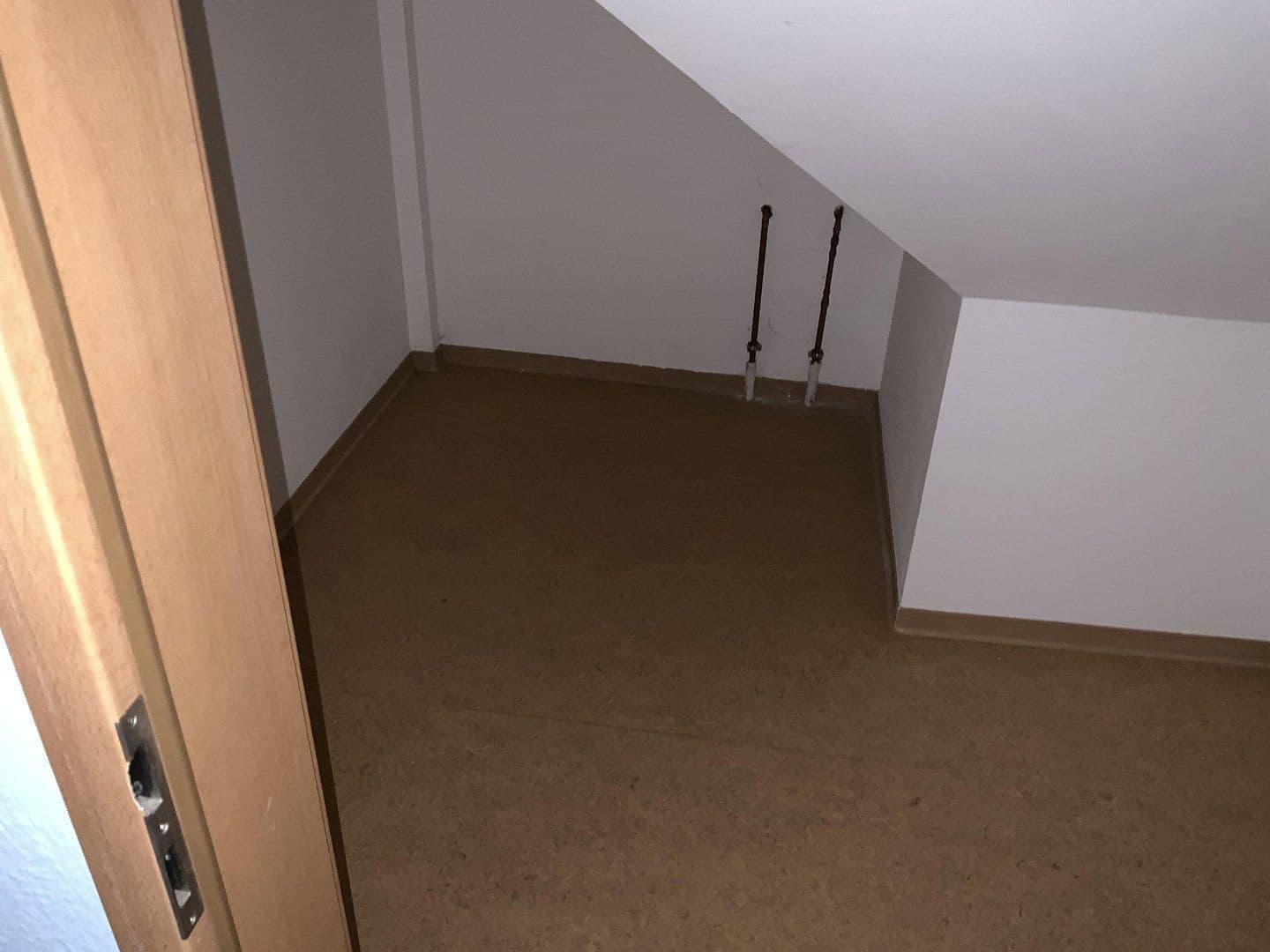 house to rent, 454 m², Oberweiler-Tiefenbach, Rhineland-Palatinate house to rent, 454 m², Oberweiler-Tiefenbach, Rhineland-Palatinate
