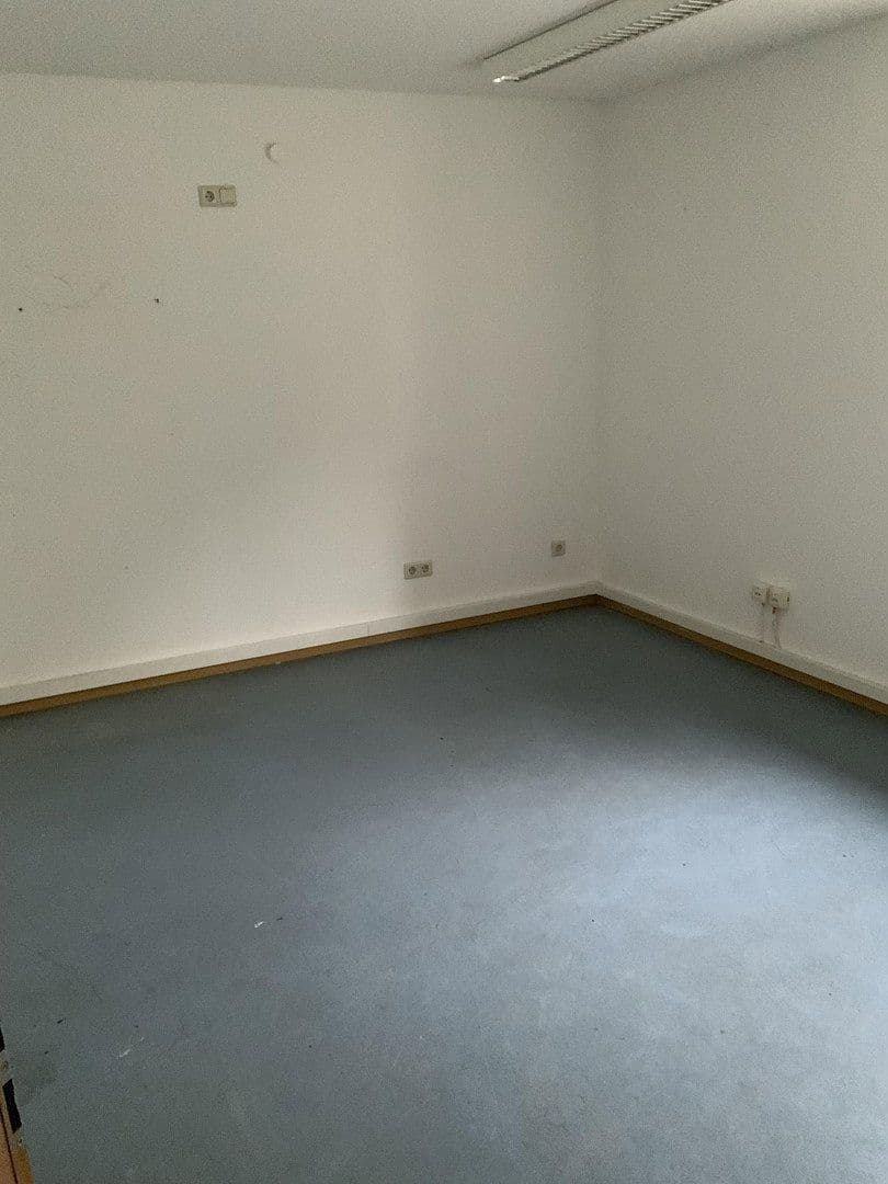 house to rent, 454 m², Oberweiler-Tiefenbach, Rhineland-Palatinate house to rent, 454 m², Oberweiler-Tiefenbach, Rhineland-Palatinate