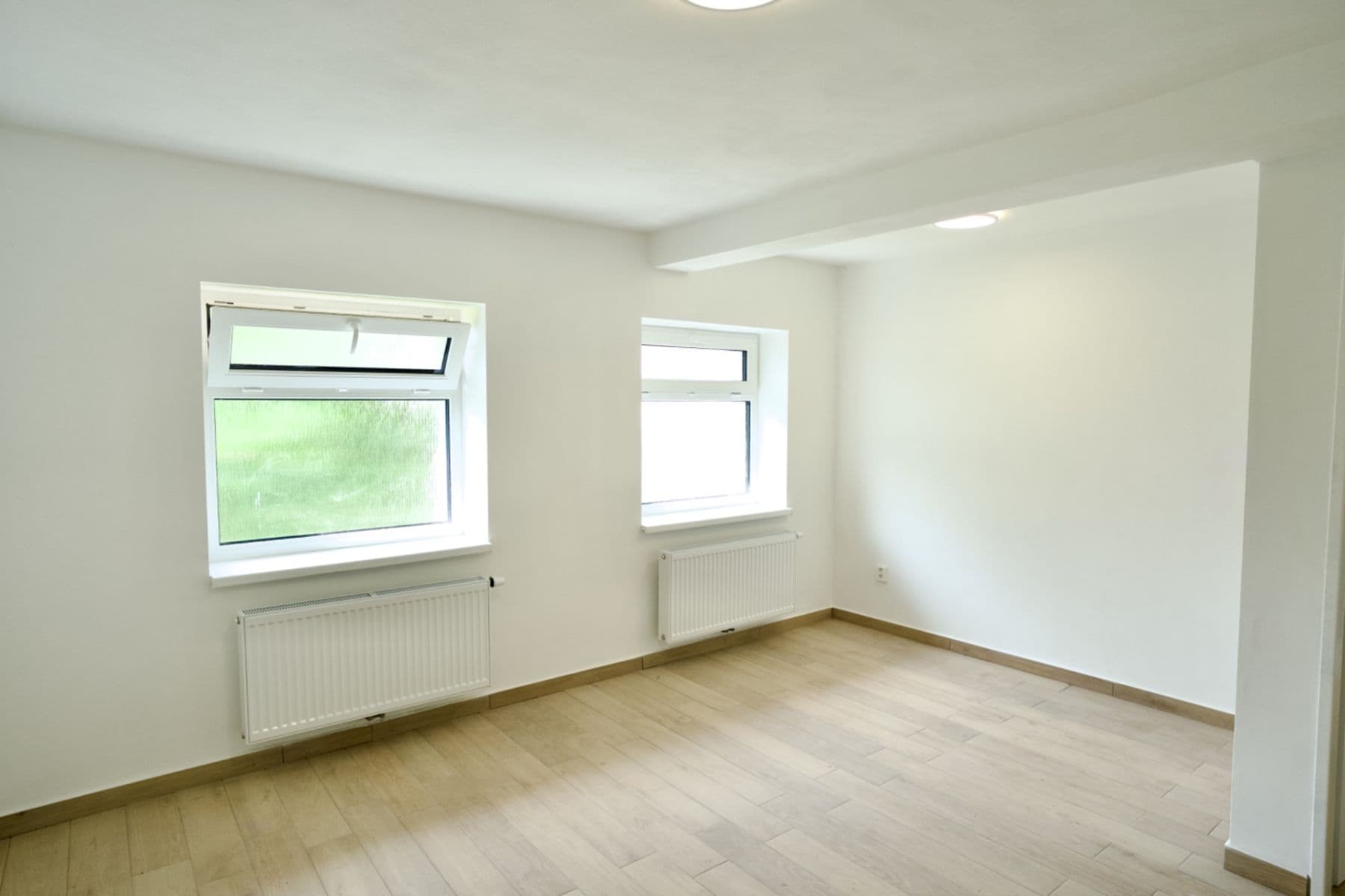 1 bedroom with open-plan kitchen flat to rent, 42 m², Jiráskova, Hostivice, Středočeský Region 1 bedroom with open-plan kitchen flat to rent, 42 m², Jiráskova, Hostivice, Středočeský Region
