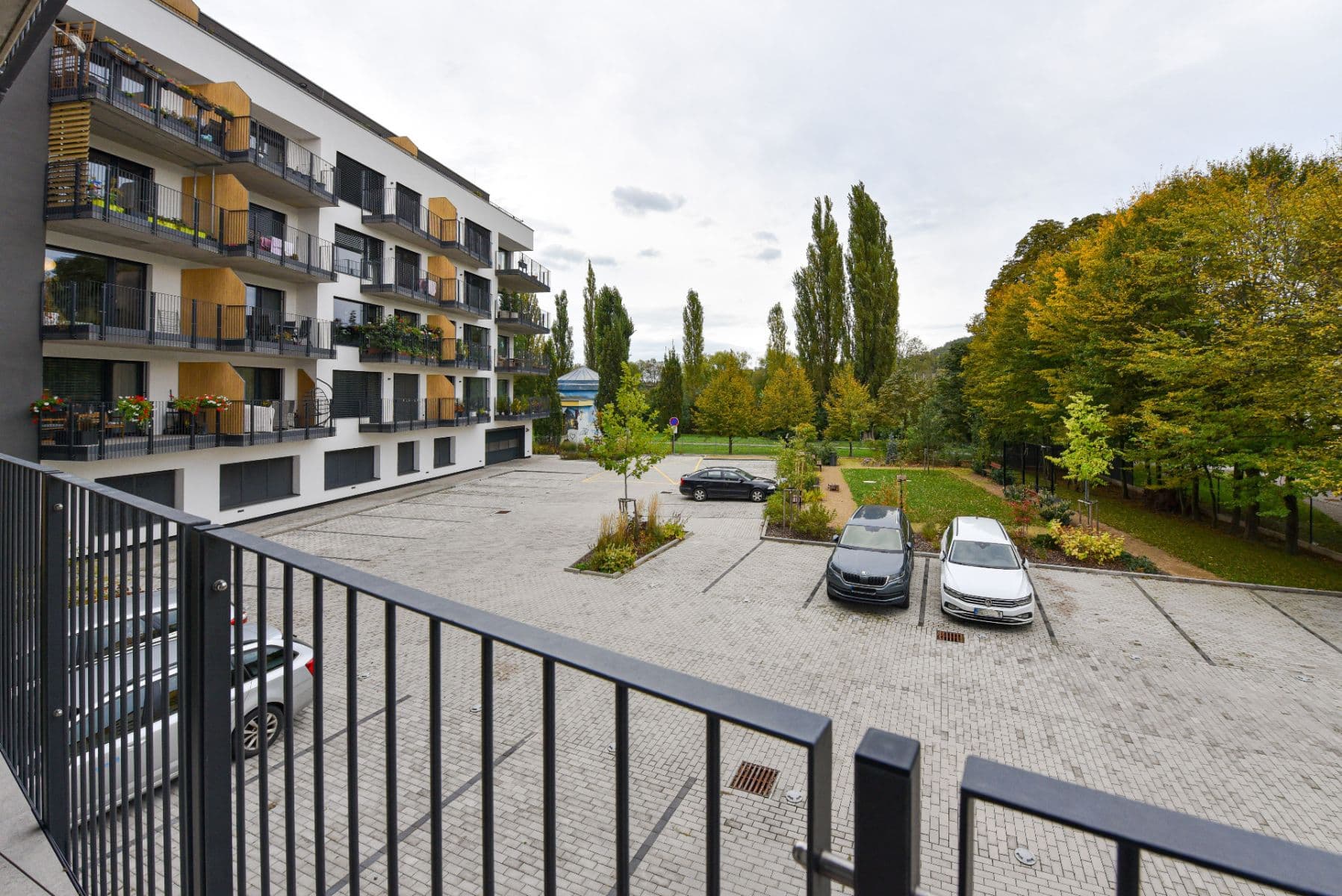1 bedroom with open-plan kitchen flat to rent, 57 m², Na Parkáně, Beroun, Středočeský Region 1 bedroom with open-plan kitchen flat to rent, 57 m², Na Parkáně, Beroun, Středočeský Region