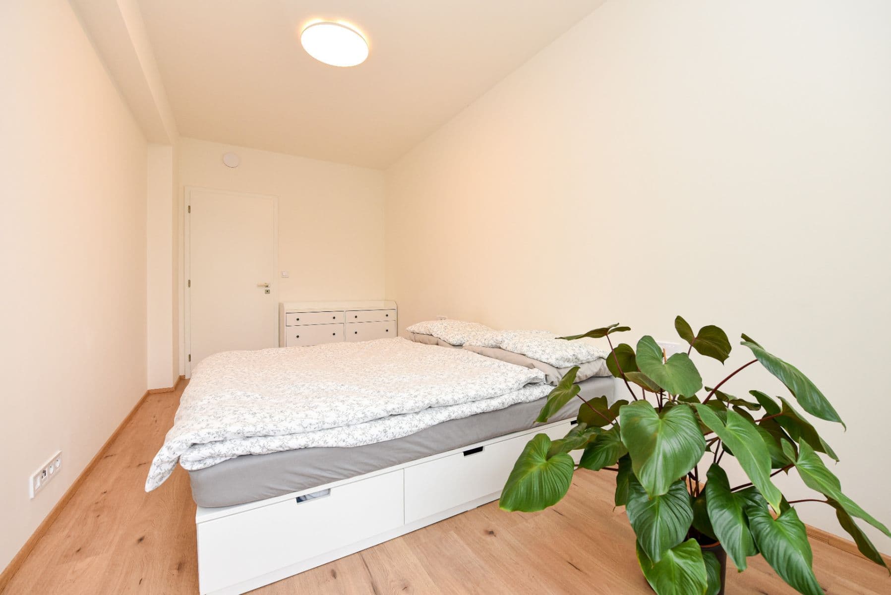1 bedroom with open-plan kitchen flat to rent, 57 m², Na Parkáně, Beroun, Středočeský Region 1 bedroom with open-plan kitchen flat to rent, 57 m², Na Parkáně, Beroun, Středočeský Region