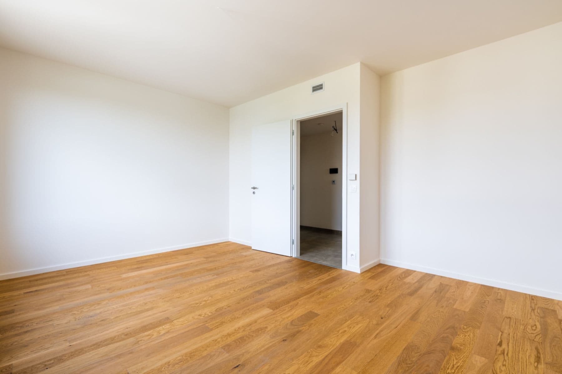 1 bedroom with open-plan kitchen flat to rent, 56 m², Veselovského, Prague, Prague 1 bedroom with open-plan kitchen flat to rent, 56 m², Veselovského, Prague, Prague